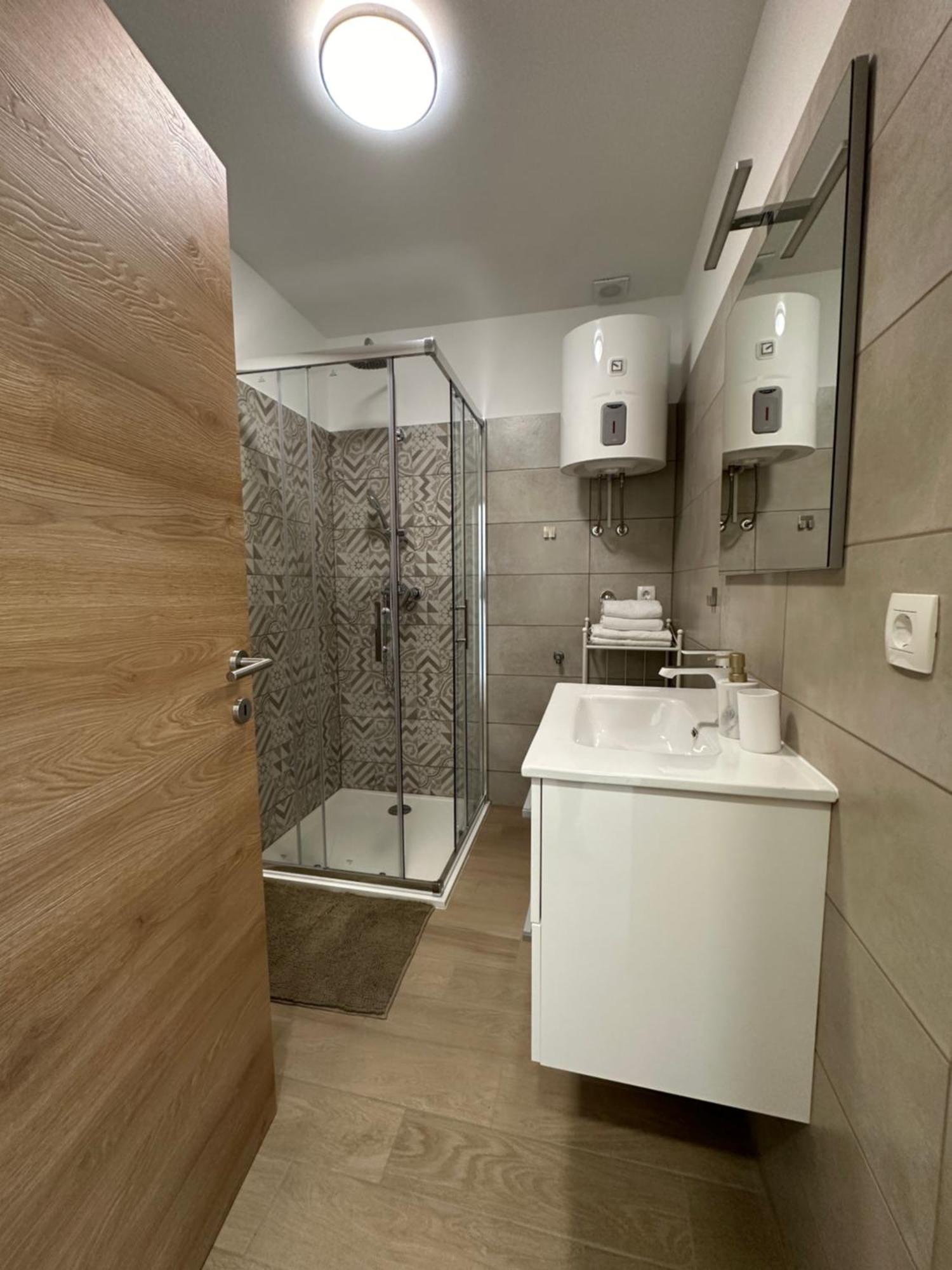Apartmani "Mnm", Senj سينج المظهر الخارجي الصورة